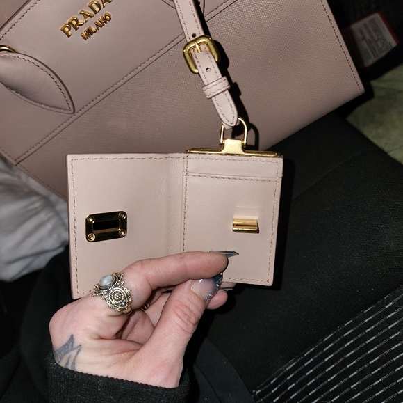 Authentic Prada bag - Picture 2 of 6